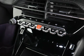 Peugeot e-208 EV GT 136pk 50 kWh SOH 91% Camera Navigatie Virtual Cockpit / 30