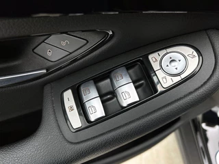 Mercedes-Benz GLC-klasse 300e 4MATIC Business Solution Luxury CAMERA | TREKHAAK | NAVI & CARPLAY / 44