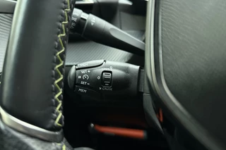 Peugeot 208 1.2T 100pk GT 3D-Cockpit l Keyless l | Achteruitrijcamera | LED l Voorstoelen Verwarmd l Apple Carplay & Android Auto 10'' l Navigatie l Lichtmetalen Velgen l Parkeersensoren / 21