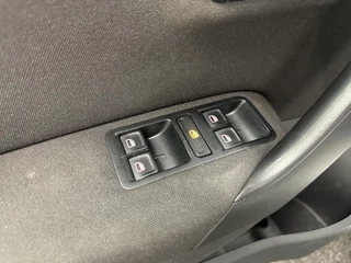 Volkswagen Polo 1.4 TDI Comfortline DSG CARPLAY CRUISE ECC LM. / 16
