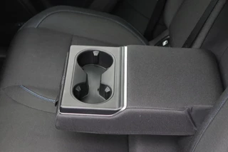Lynk & Co 01 1.5 261PK Plug-in Hybrid *Zwarte Hemel* 360 Camera Pano/dak Apple/Carplay Adaptive/Cruise / 26