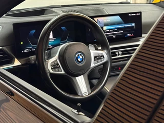 BMW 3-serie Touring 330e M-Sport Pro | LCI | Dravitgrau | 292PK | Plug-in Hybrid |Carplay | 19” | Harman Kardon | Trekhaak / 2