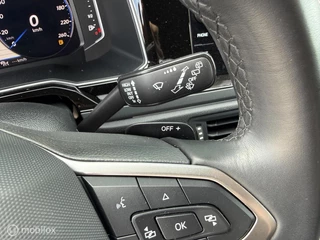 Volkswagen Taigo 1.0 TSI R-Line Business / CarPlay / Camera / 18