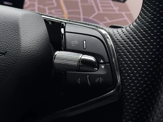 Skoda Octavia Combi 1.4 TSI iV PHEV Sportline Business | 98 % SOH | Trekhaak | NL-Auto | Winter Pack | Adaptive Cruise / 21