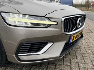 Volvo V60 2.0 T6 Recharge AWD Inscription  | Trekhaak | Pano | LED | Keyless | Adapt. Cruise | Apple/Android | Four C / 15