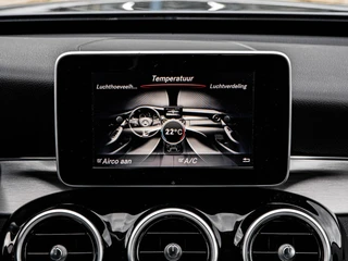 Mercedes-Benz C-klasse Estate 180 Premium | LED | Trekhaak | Camera | Apple CarPlay/Android Auto | Stoelverwarming | Dodehoekdetectie | Dealeronderhouden / 29