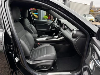 Alfa Romeo Tonale 1.5T Hybrid Veloce Leder + Memory | Alfa dealer onderhouden | Harman/Kardon | 360 Camera | Winter Pack / 14