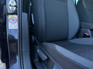 Volkswagen Golf 1.0 TSI Comfortline Business Camera Carplay Virtual dash / 19