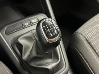 Kia Stonic 1.0 T-GDi MHEV DynamicLine CAMERA CARPLAY NAVI CRUISE. / 44