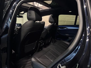 BMW X4 xDrive20i High Executive M-Sport Pano Camera Trekhaak HUD 21'' / 17