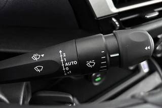 Citroen Ë-C4 X Feel 50 kWh Apple CarPlay Climate Control 18" / 36