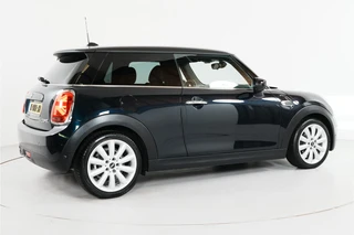 MINI 3-deurs 1.5 Cooper Chili  | Pano | Leder | Stl. verw. | PDC | Sportstoelen | / 29