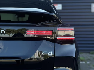 Citroen C4 1.2 Hybrid 145pk Collection | Comfort Seats | Voorruit-/Stoelverwarming | Navigatie | Climate Control | Apple Carplay/Android Auto | Cruise Control | Full LED | DAB | / 9