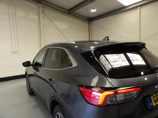 Ford Kuga 2.5 PHEV e-CVT 225pk Titanium / 12