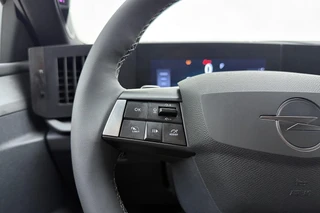 Opel Astra 1.2 Turbo Hybrid GS | NIEUW MODEL | Uit voorraad leverbaar! | Actieprijs inclusief inruilpremie | Matrix LED | Stoel & Stuurverwarming | Adaptive Cruise Control | Navigatie / 17