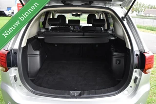 Mitsubishi Outlander 2.4 PHEV Plug in CAMERA/ANDROID CARPLAY/PDC/HALF LEDER/ETC.! / 19