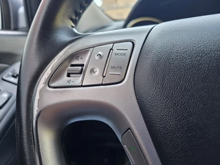 Hyundai ix35 2.0i Style AIRCO LM PDC AUTOMAAT STOELVERWARMING LEER / 18