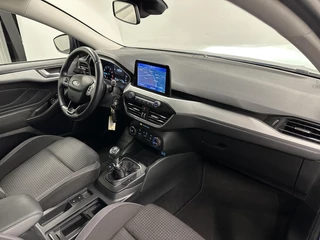 Ford Focus 1.0 EcoBoost Trend Edition Business CAMERA CARPLAY NAVI LM. / 13