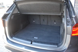 BMW X1 sDrive20i High Executive / 11