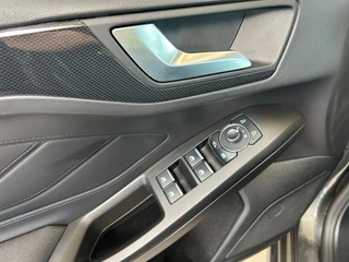 Ford Focus Wagon 1.0 EcoBoost Hybrid ST Line ACC|Applecarplay|Camera|17inch velgen|Dodehoekdetectie / 16