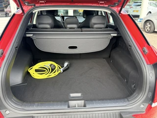 Kia EV6 77.4 kWh  | Afn. Trekhaak | SOH 100% | Half Leder | Adapt. Cruise | Stoel- en stuurverwarming | Apple/Android / 91