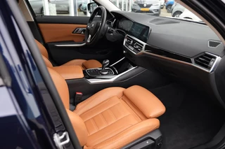 BMW 3-serie Touring 318i Business Edition Plus|Leder|Automaat|Individual|Navi|Apple carplay/Android auto|Cruise| / 21
