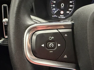 Volvo XC40 1.5 T4 Recharge R-Design Expression | Trekhaak | Leer | Stoel/Stuurverwarming | Camera / 13