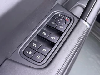 Porsche Cayenne 3.0 E-Hybrid Platinum Edition SOH 100%! 340kw | MEM. SEATS | Luchtvering | pano | stoelverwarming + verkoeling | 360 camera | Bose | sportchrono | mega knappe auto! | incl 12 mnd Bovag garantie | / 20
