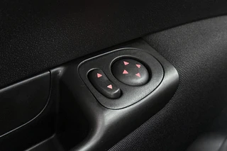 Fiat 500 1.0 Hybrid Dolcevita Panoramadak Apple CarPlay Parkeersensoren / 22