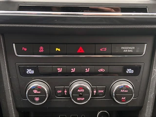 Seat Ateca 1.0 EcoTSI Style | Carplay | Camera | Navigatie | Climate-control | Cruise-control | / 19