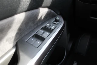 Suzuki Vitara 1.4 Boosterjet Smart Hybrid Style Automaat, Panoramadak, STIJL uitvoering! / 25