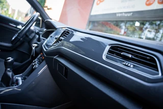 Volkswagen T-Roc 1.5 TSI Sport | Climate | Navi | Cruise | Camera | PDC / 59