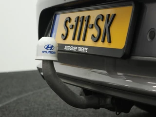 Hyundai IONIQ 1.6 GDi PHEV Comfort Carplay navigatie | Trekhaak | Camera | S / 9