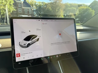 Tesla Model 3 Long Range RWD 75 kWh / 16