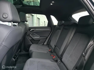 Audi Q3 40 TFSI Quattro S-Line / Pano / 360' / Carplay / 15