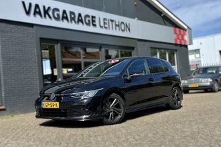 Volkswagen Golf 1.5 eTSI R-Line Bns