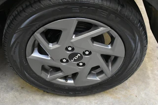 Kia Picanto 1.0 DPi 63pk 4-zits DynamicPlusLine / 29