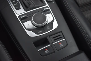 Audi A3 Sportback 1.5 TFSI CoD Sport S Line Edition 150 pk  | NL-Auto | Open dak | Carplay | Adapt.Cruise Control | Navi | Full LED | Onderh.historie / 54