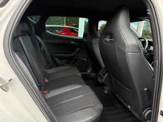CUPRA Leon 1.4 e-Hybrid VZ Business 245PK LED Navi ACC Carplay / 19