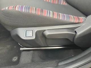 Citroën C1 1.0 VTi Urban Ride  Rijklaar + 12 maanden Bovag-garantie “Sinds 1970 | 5.000+ reviews | Score 9,5 | Service zoals ’t hoort” Henk Jongen Auto's in Helmond,  al 50 jaar service zoals 't hoort! / 25