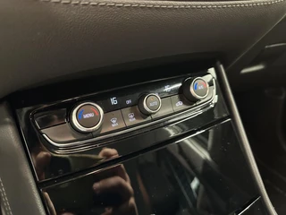 Opel Grandland X 1.2 Turbo Elegance CAMERA TREKHAAK LM NAVI CARPLAY CRUISE ECC. / 37