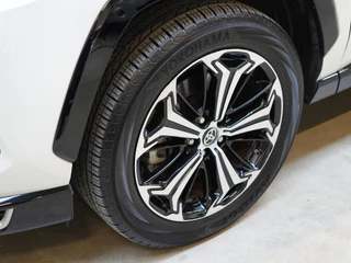 Toyota RAV4 2.5 Plug-in Hybrid AWD Limited Edition ✅Alarm Klasse 3✅Trekhaak✅Head-Up✅Stoelverw. V+A✅Elect. Achterklep✅Keyless / 16