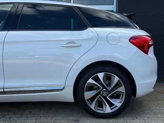 DS 5 1.6 165pk Business Executive / Pano / Alcantara / 6