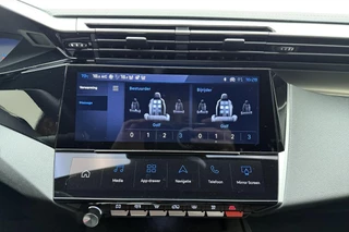 Peugeot e-308 SW GT 54 kWh / 32