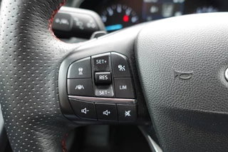 Ford Focus 1.0 EcoBoost Titanium X Business ST Line Winterpakket | LED | PDC | Camera | / 28