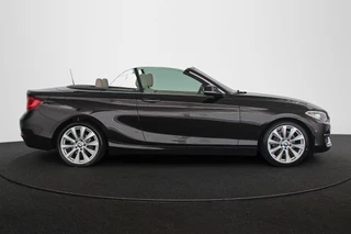 BMW 2-serie Cabrio 218i High Executive Luxury Line Stoelverwarming HiFi / 32