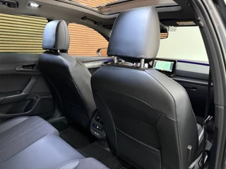 CUPRA Formentor 1.5 TSI Business Exclusive Paint | Pano | Winterpakket | Cruise adaptief | 19 Inch | Matrix Led | Virtual | / 48