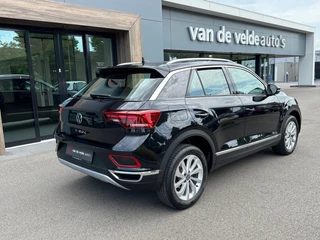 Volkswagen T-Roc 1.5 TSI 150pk DSG Style Carplay | Camera | Keyless | Elek. Achterklep | Rijklaar incl. garantie / 6