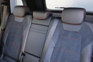 Mercedes GLB 200 d AMG Line / Keyless-Go / Winter-Paket / Multibeam LED / Camera / 47