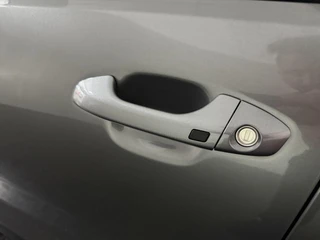 KIA Stonic 1.0 T-GDi MHEV 100pk DynamicPlusLine / 28